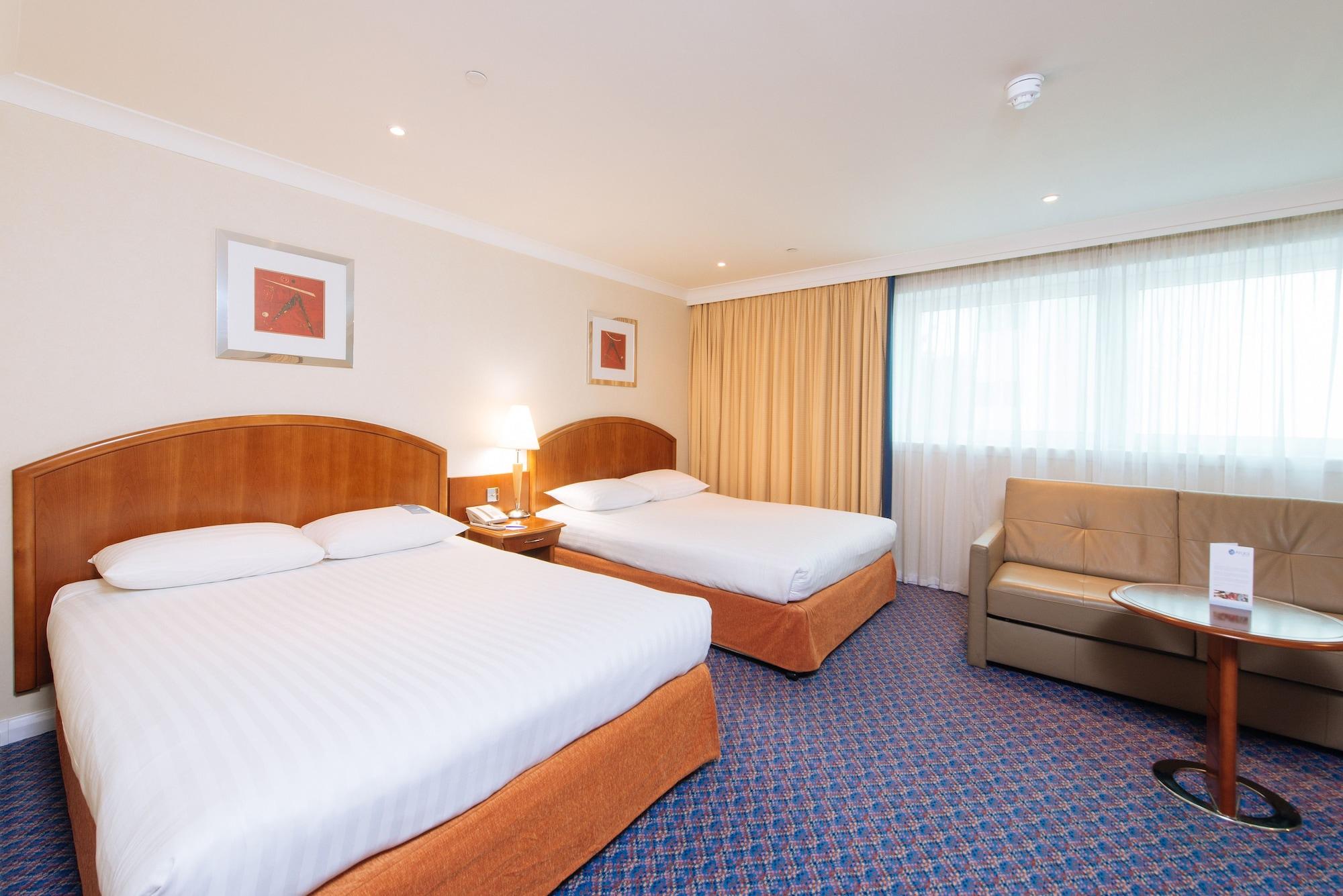 Arora Hotel Gatwick/Crawley Exteriör bild