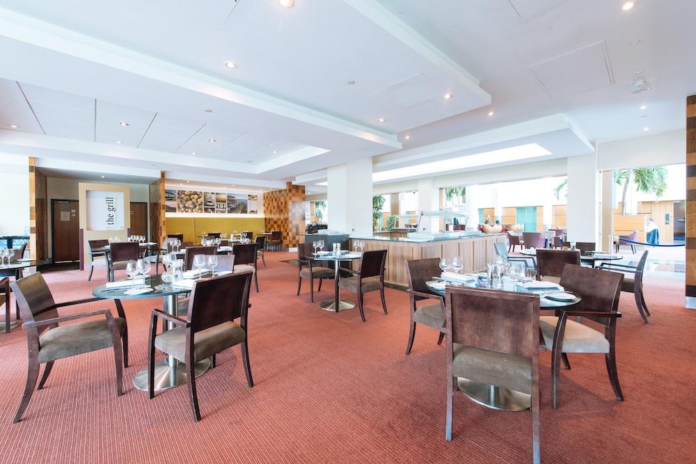 Arora Hotel Gatwick/Crawley Exteriör bild