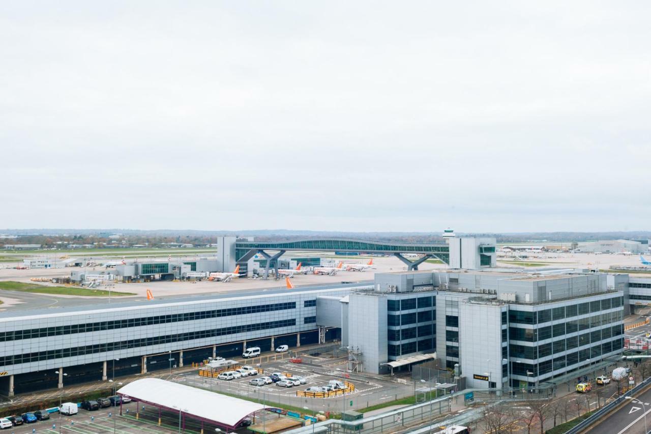 Arora Hotel Gatwick/Crawley Exteriör bild