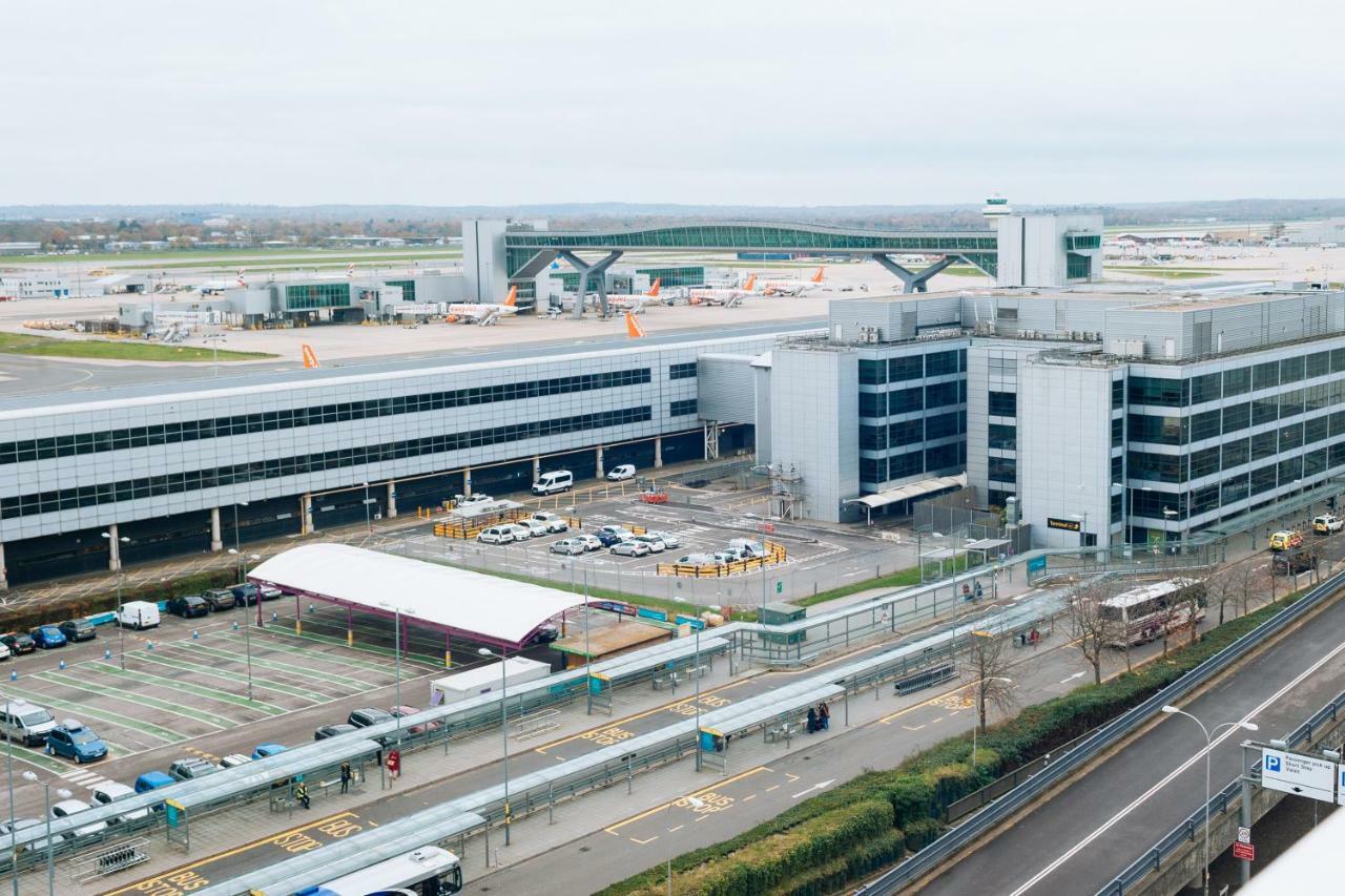 Arora Hotel Gatwick/Crawley Exteriör bild